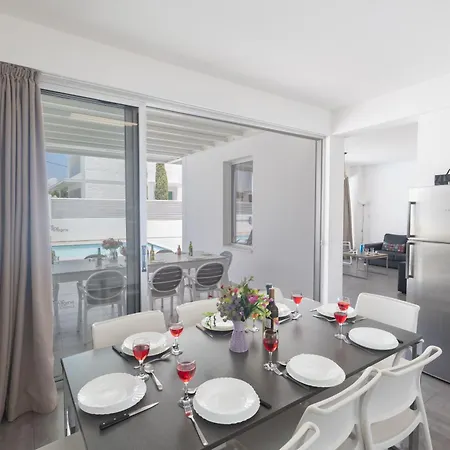 Greco Ccv4, 5 Schlafzimmer Mit Privatem Pool In Zentrum 度假居 普罗塔拉斯
